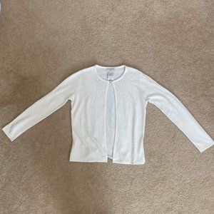 one button closure white cardigan